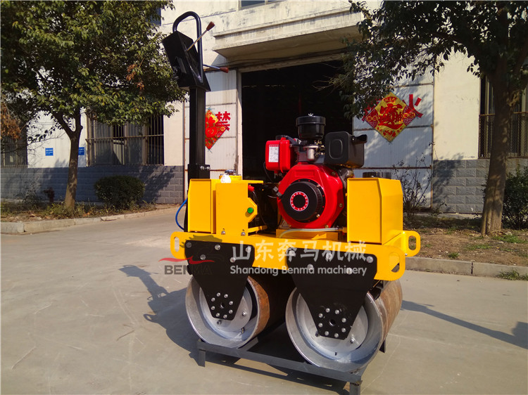 1527038623189523.jpg 50手扶壓路機 (64).jpg