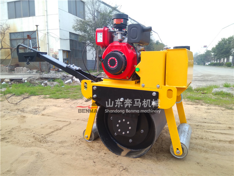 1527926606992121.jpg 55手扶壓路機 (56).jpg