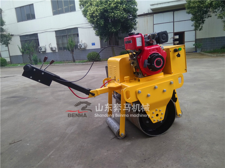 1528428472777175.jpg 30手扶壓路機 (66).jpg