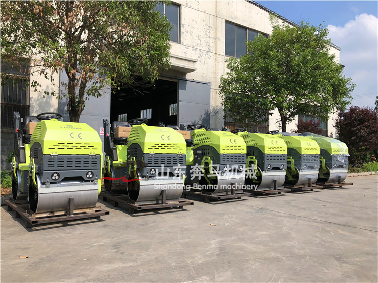 1530067420722580.jpg 1噸壓路機 (363).jpg