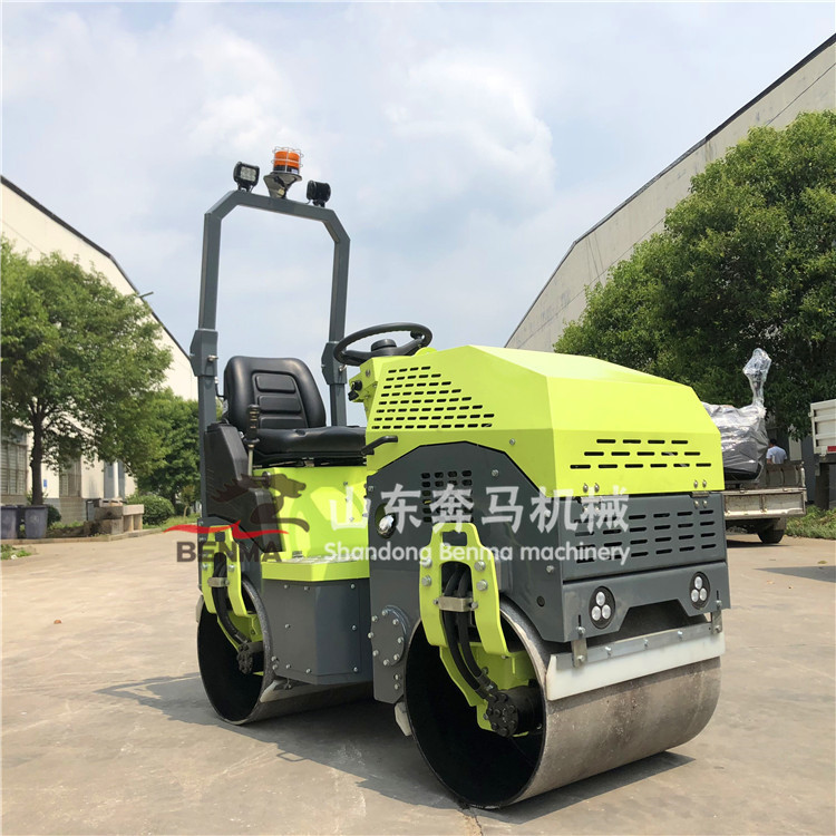 1530067441281302.jpg 1噸壓路機 (343).jpg